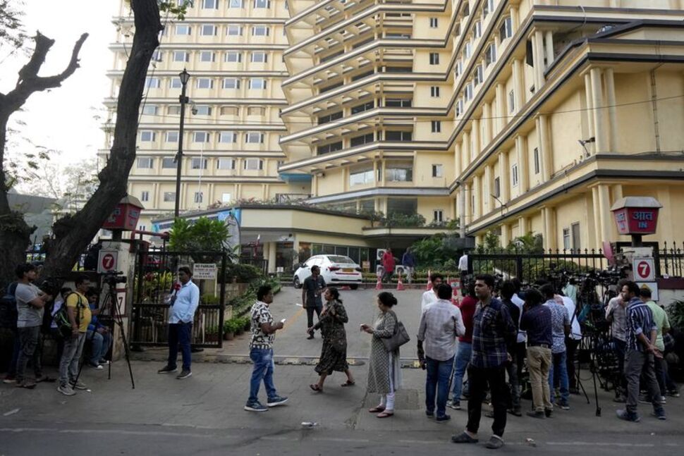 Saif Ali Khan Stabbing: Media personnel work outside Lilavati hospital where Bollywood actor Saif Ali Khan underwent surgery after he was stabbed repeatedly by an intruder at his home, in Mumbai, India, January 16, 2025. REUTERS/Hemanshi Kamani