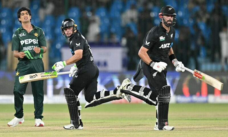 New Zealand Triumphs Over Pakistan