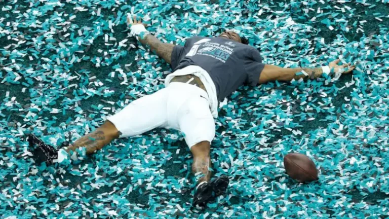 Swift, Trump and a dynasty in ruins – how Super Bowl 59 unfolded-BBC