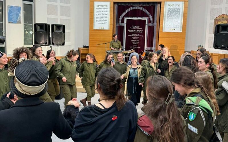 Surge in Religious Women Enlisting in IDF Combat Units