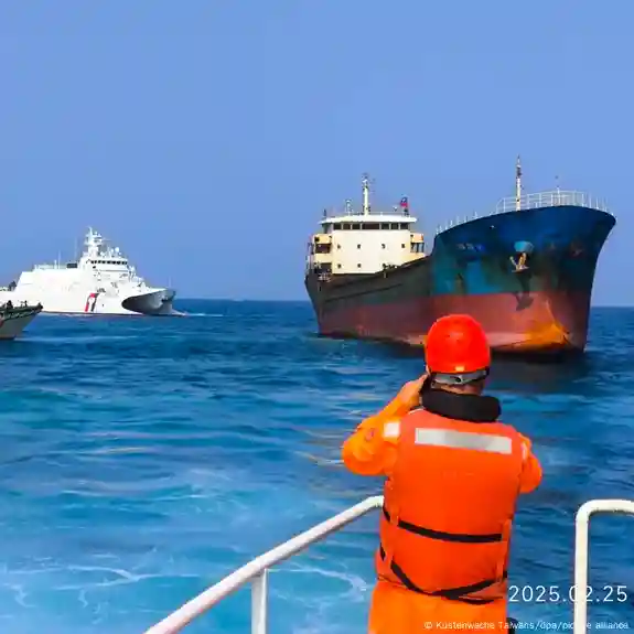 Taiwan Detains China Ship