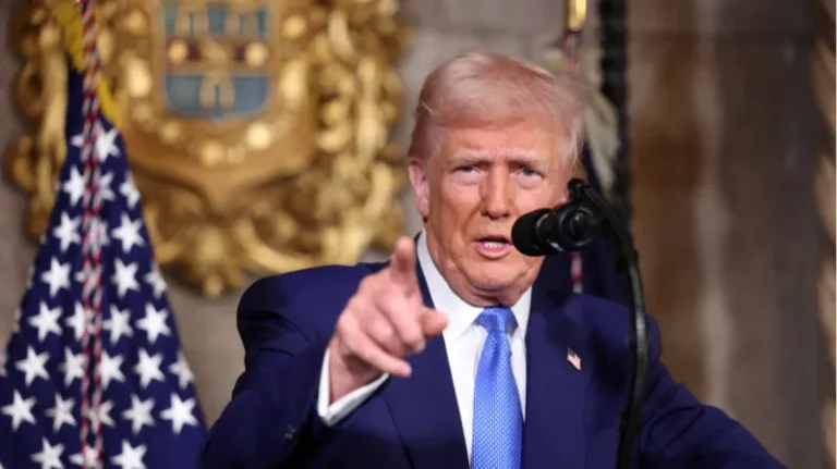 Zelenskyy is called a ‘dictator’ who needs to ‘move fast’ to keep his country by Trump Zelenskyy is called a ‘dictator’ who needs to ‘move fast’ to keep his country by Trump