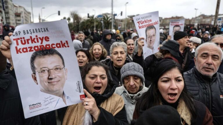 Thousands demonstrate against the detention of an Istanbul mayor who is viewed as a major opponent of Erdoğan. —
