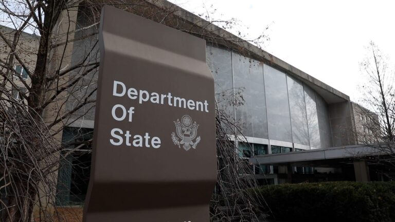 Trump administration plans new travel ban—