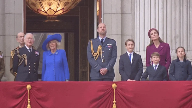 Royals take part in VE Day celebrations