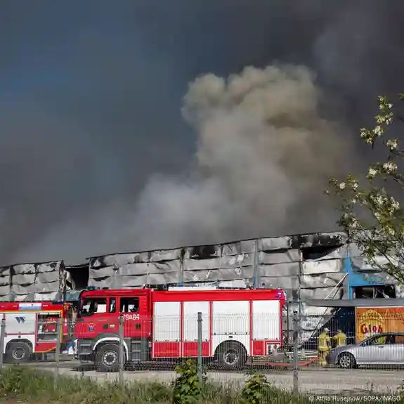 Poland to shut Russian consulate as Russia blamed for arson