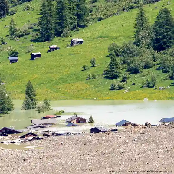 Swiss communities on alert after massive landslide