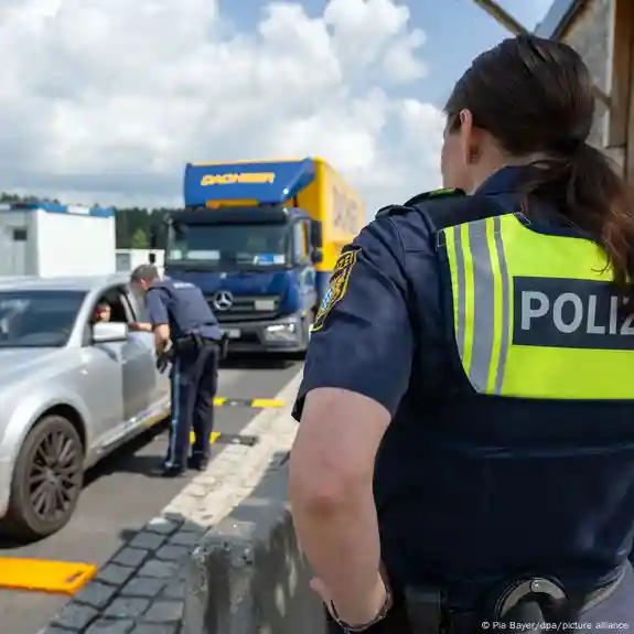 German govt to ask EU court to rule on migrant turnbacks