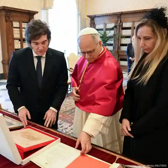 Pope Leo XIV welcomes Argentine President Milei to Vatican