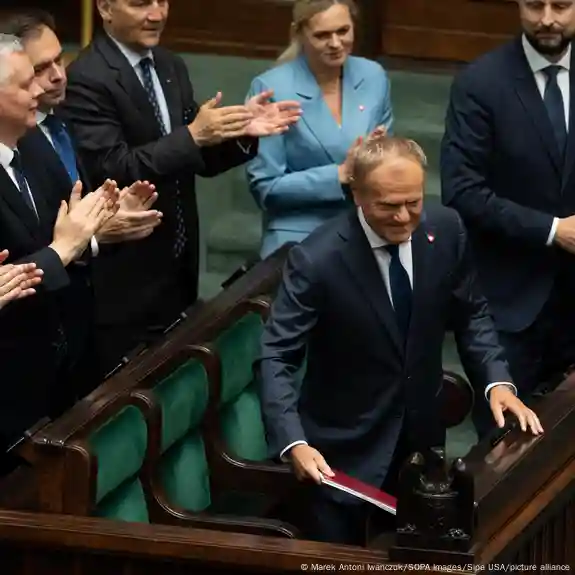 Poland: PM Tusk’s pro-EU government wins confidence vote