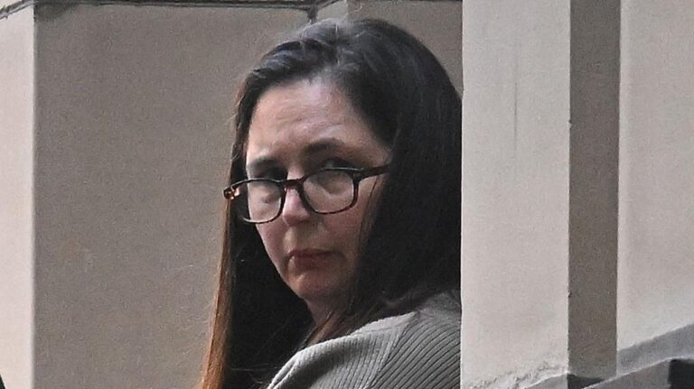 Australian woman Erin Patterson is giving evidence in her triple-murder trial