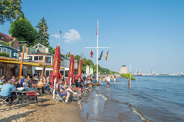 Germany : Rescuers record deadly weekend for swimmers