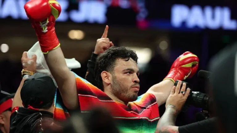 Boxer Julio Cesar Chavez Jr arrested by US immigration agentsAgents have arrested famed Mexican boxer Julio Cesar Chavez Jr, 39, and plan to deport him to Mexico where he has “an active arrest warrant… for his involvement in organised crime”, US officials announced on Thursday.