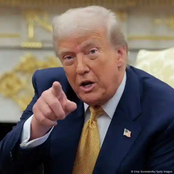 Trump strikes a tariff agreement with South Korea as the deadline draws closer.