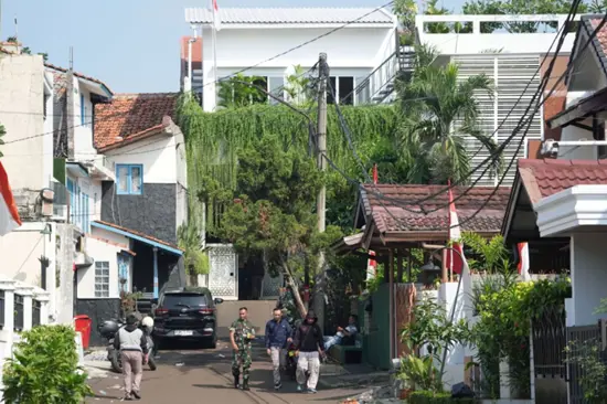 Jakarta protesters storm, loot homes of lawmakers as anger continues on the streets.