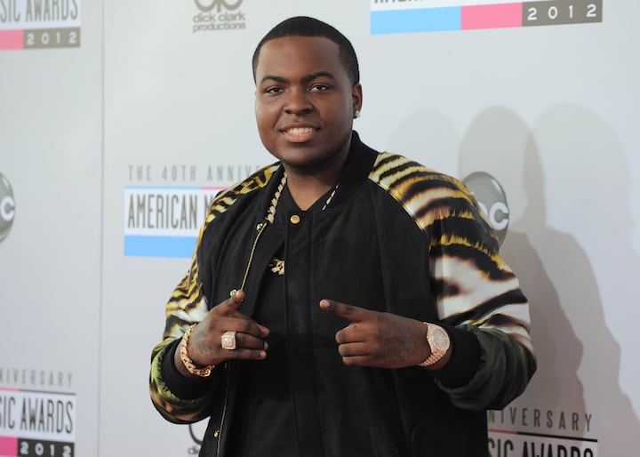 Sean Kingston, a US rapper, was sentenced to 3.5 years in prison for a $1 million scam..