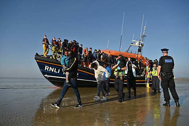 2 women die attempting to cross the English Channel from France to the UK –