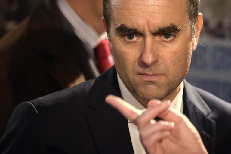 Re-appointed French Prime Minister Sébastien Lecornu names new cabinet