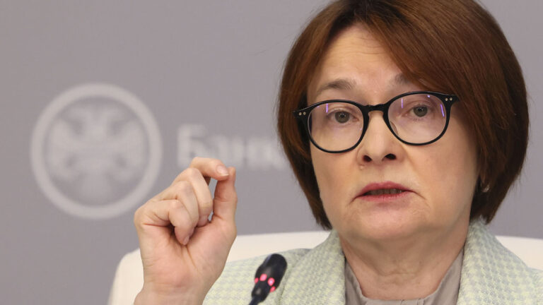 Russian Central Bank Cuts Key Rate to 16.5% as Economy Slows – The Moscow Times”